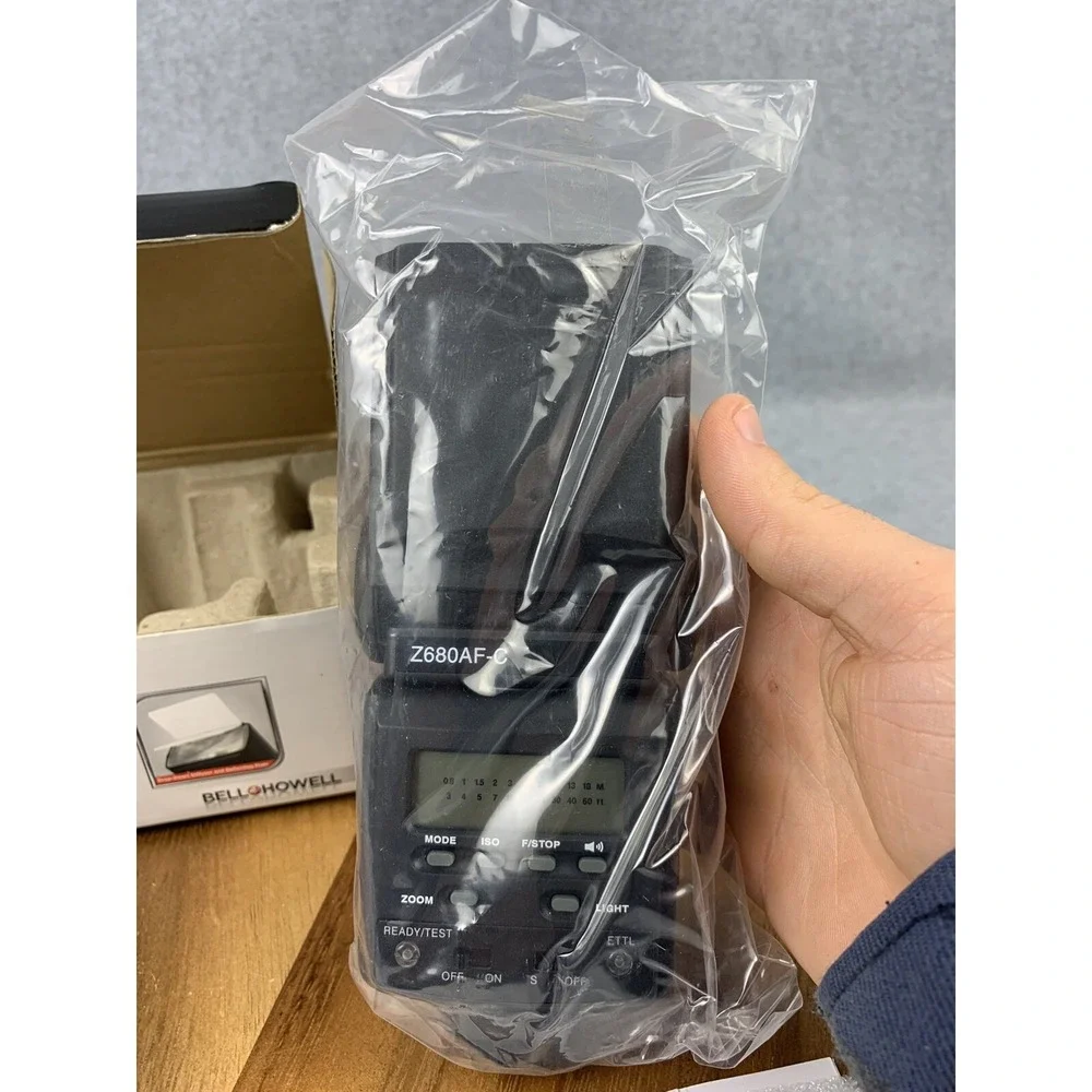 Bell Howell Z680AF-C‎ Power Zoom Flash Black Reprogrammable For Canon EOS